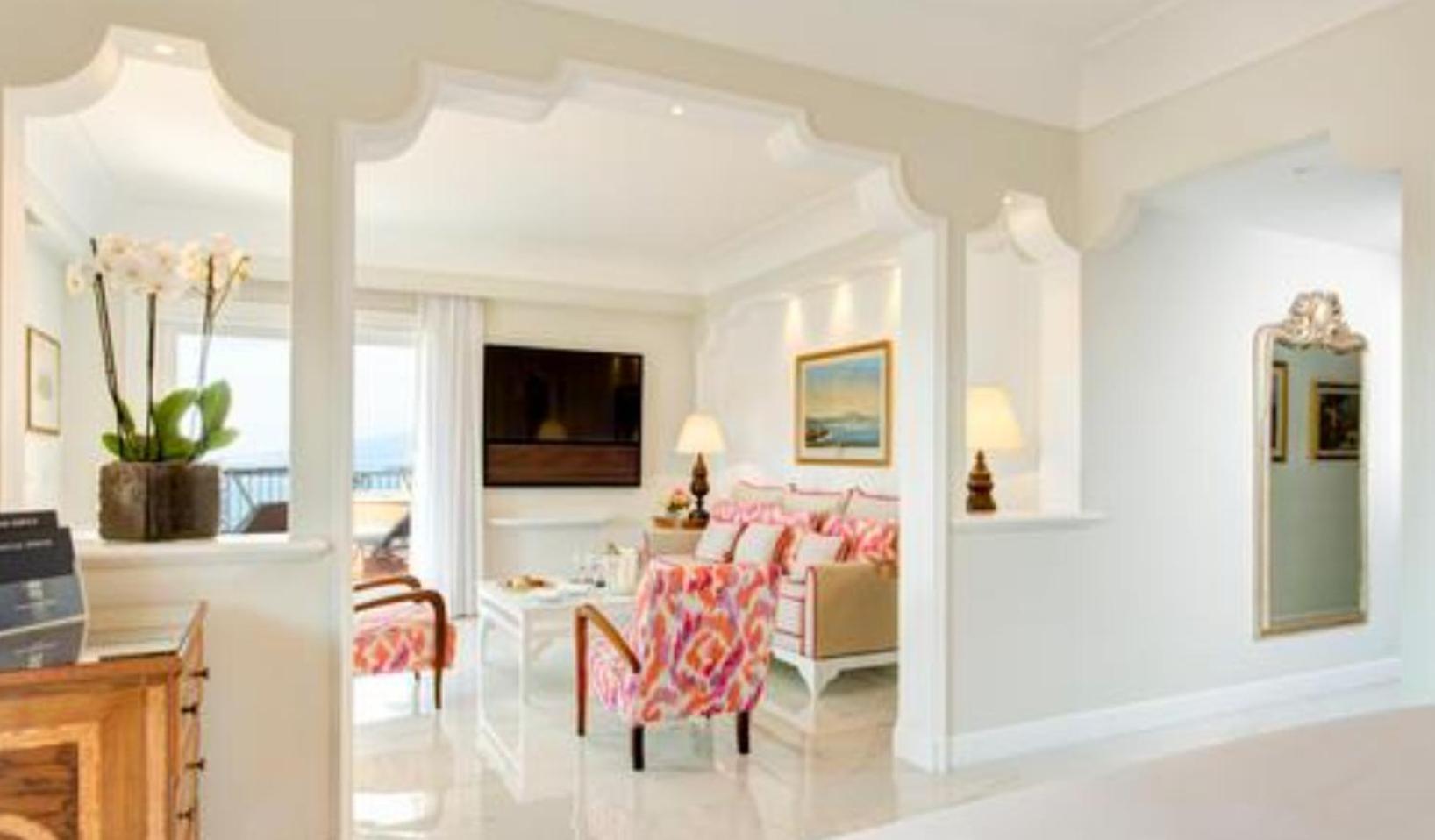 Empress Madani Palace Ξενοδοχείο Σάρρεϋ Εξωτερικό φωτογραφία