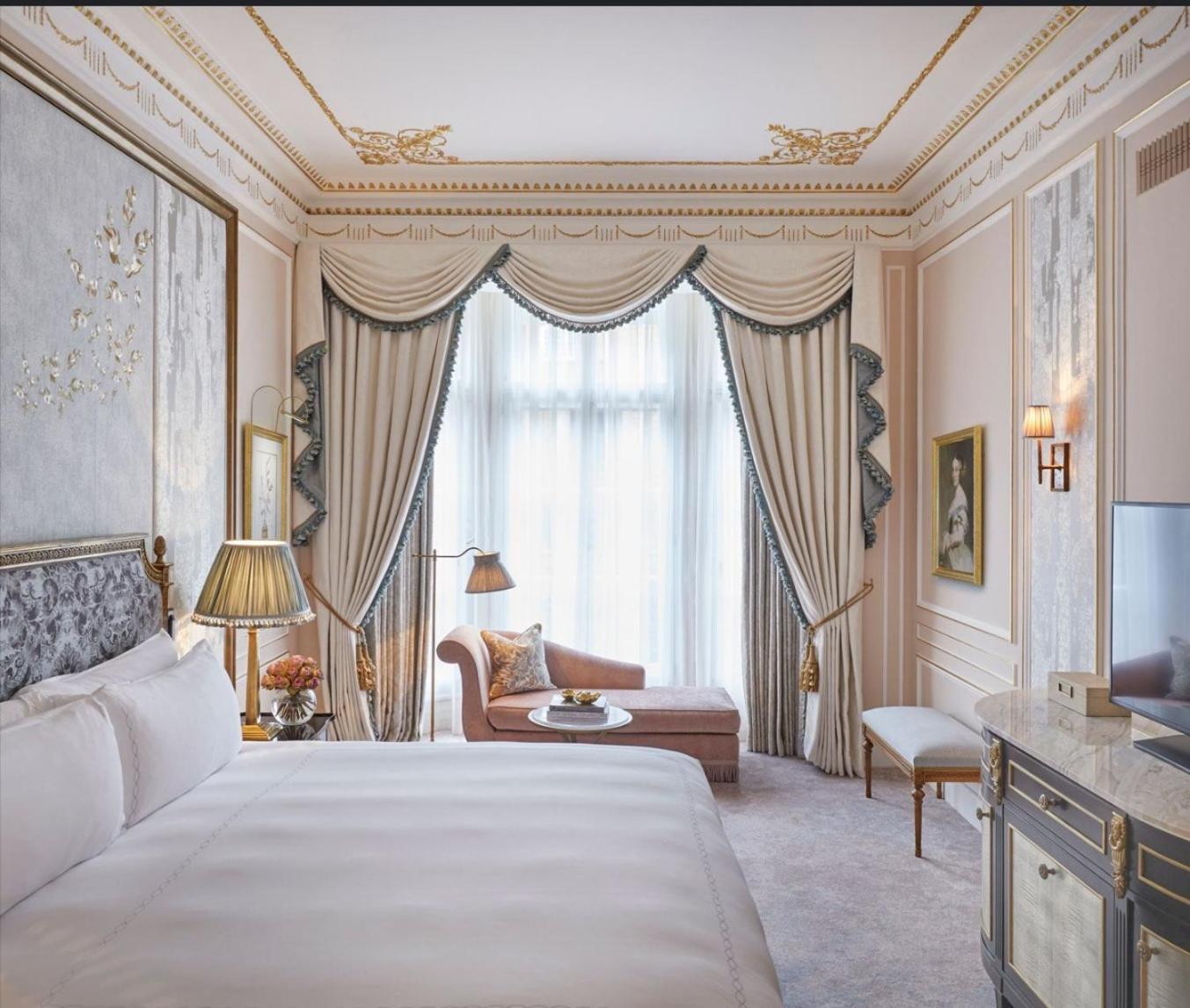 Empress Madani Palace Ξενοδοχείο Σάρρεϋ Εξωτερικό φωτογραφία