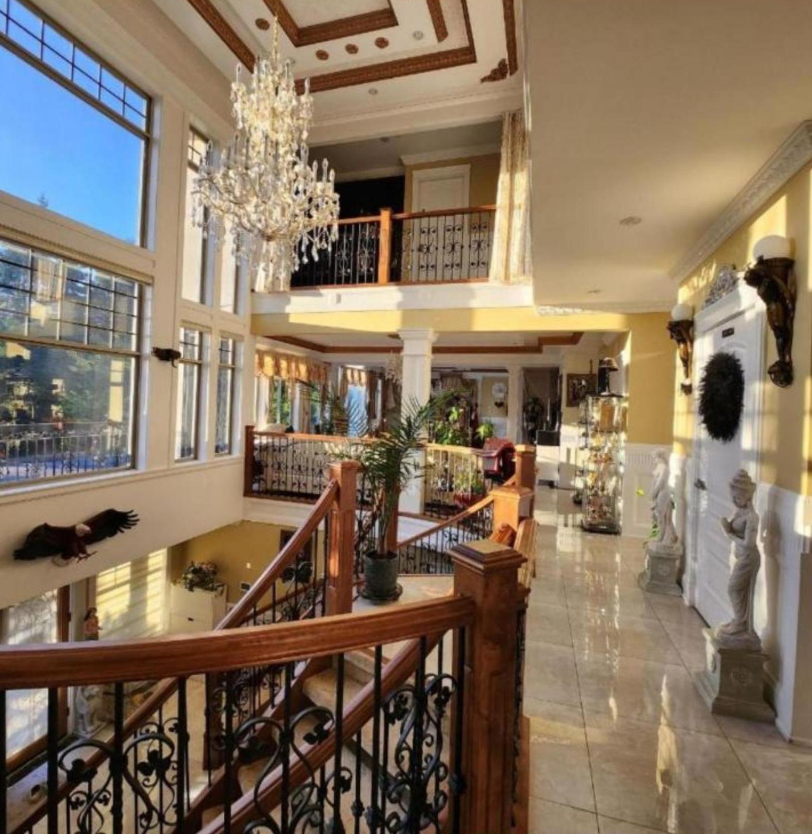 Empress Madani Palace Ξενοδοχείο Σάρρεϋ Εξωτερικό φωτογραφία